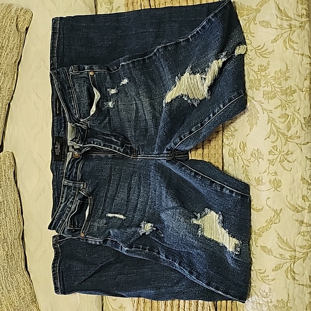 Judy Blue Distressed Boyfriend Blue Jeans 11/30